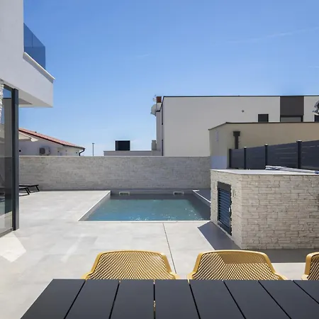 2-bedroom With Private Pool In Villa