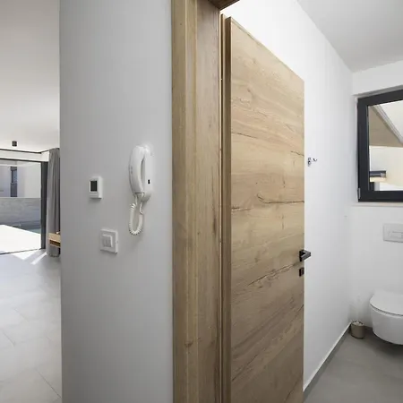 Villa 2-bedroom With Private Pool In