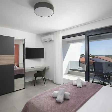 Villa 2-bedroom With Private Pool In
