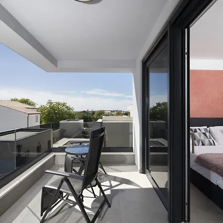 2-bedroom With Private Pool In Villa *