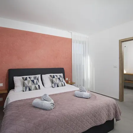 Villa 2-bedroom With Private Pool In *