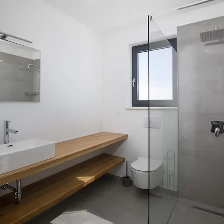 2-bedroom With Private Pool In Villa *