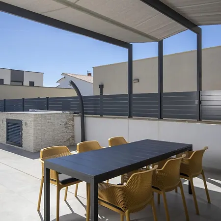 Villa 2-bedroom With Private Pool In *